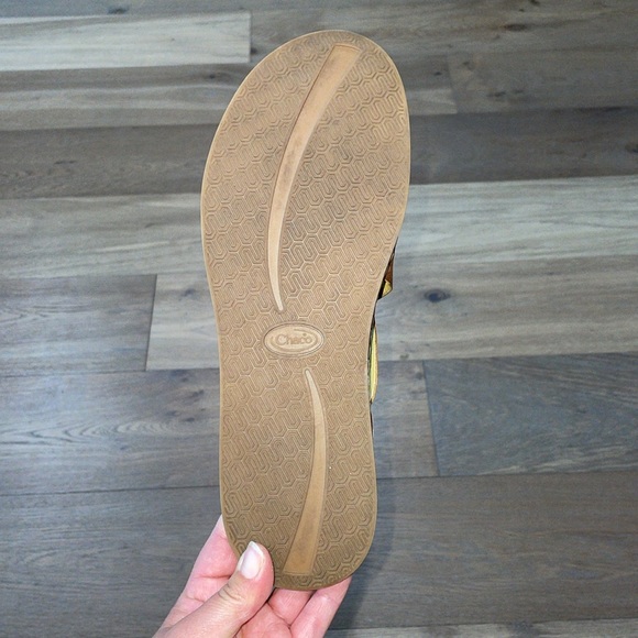 Brown Leather Sandals - Picture 10 of 15